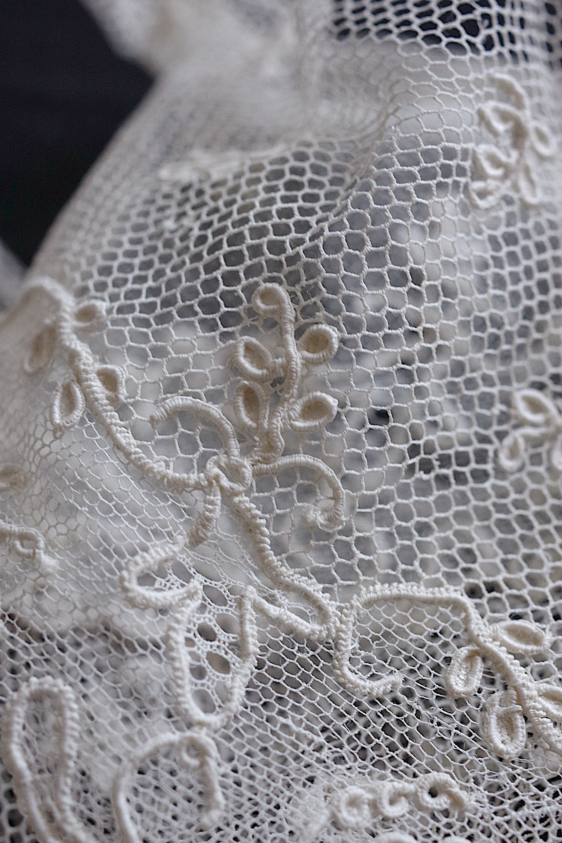 アンティークレースアランソン/dentelle ancienne/antique lace .FR a l'epoque