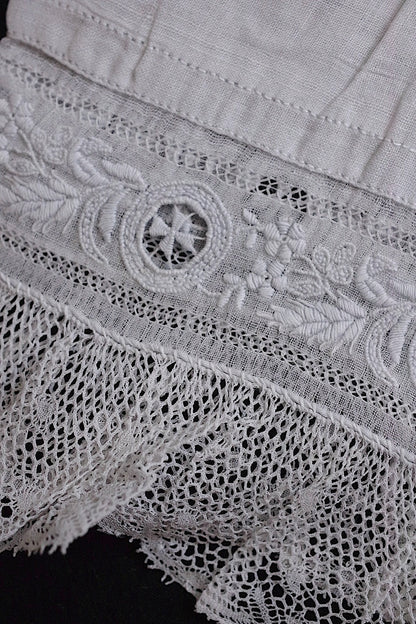 アンティークレース袖/dentelle ancienne/antique lace .FR a l'epoque