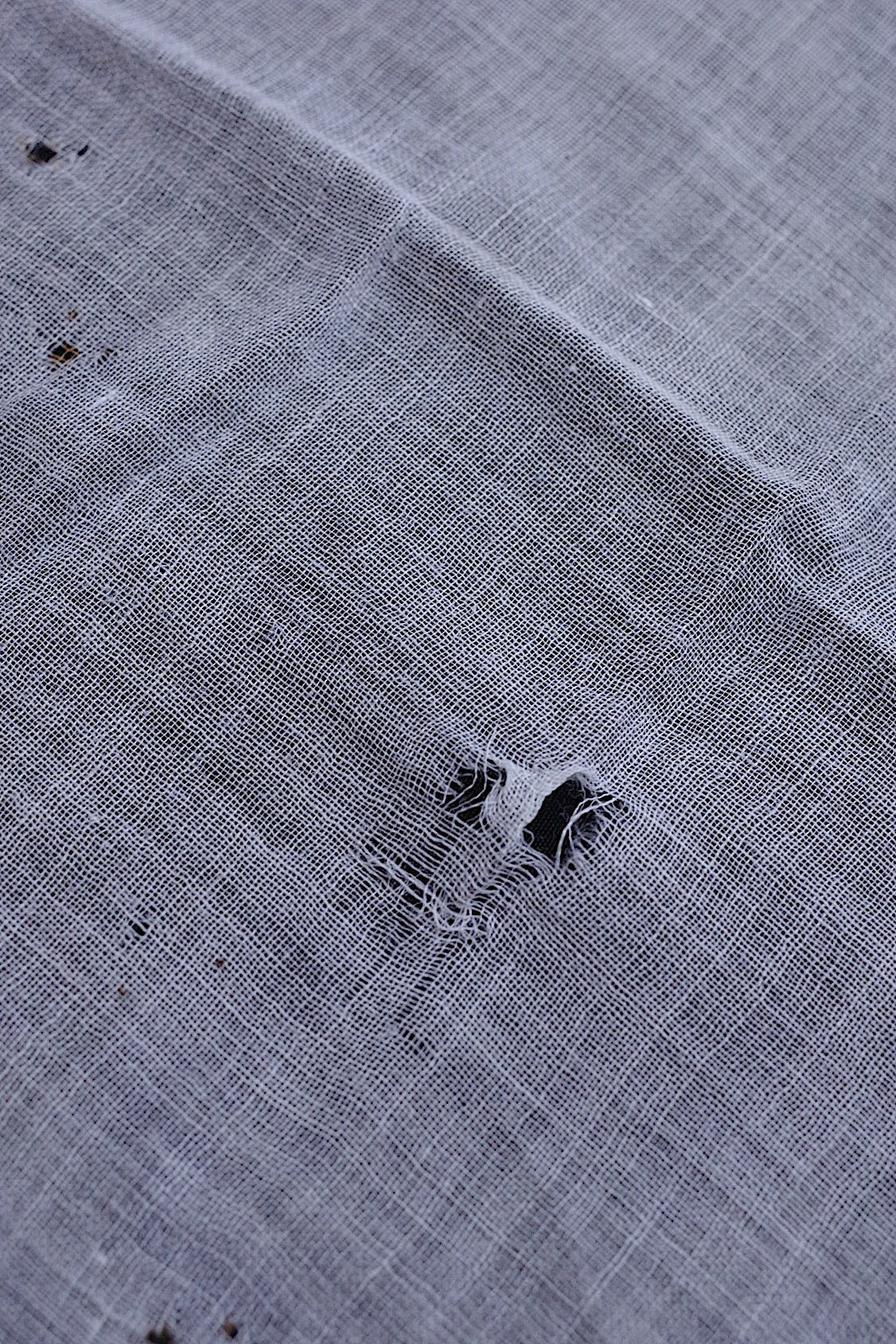 アンティーク刺繍　fichu/dentelle ancienne/antique lace .FR a l'epoque