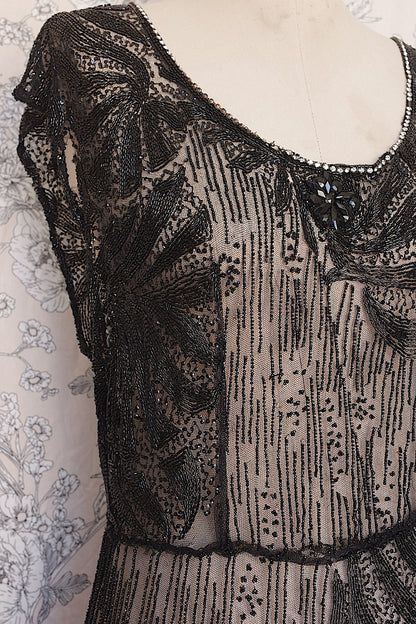 アンティークドレス/vêtement antique .FR a l'epoque