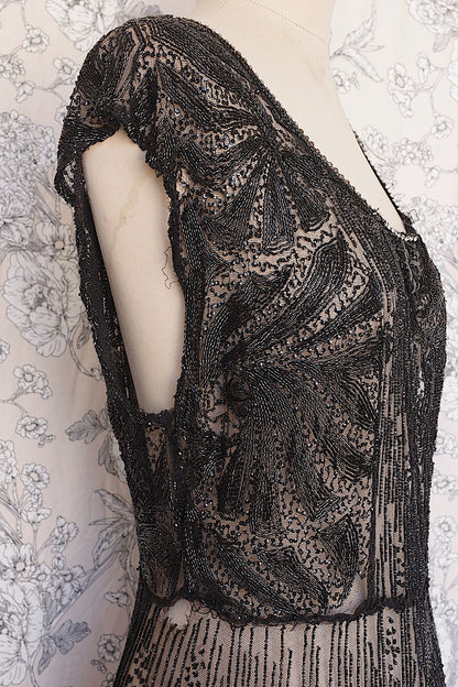 アンティークドレス/vêtement antique .FR a l'epoque