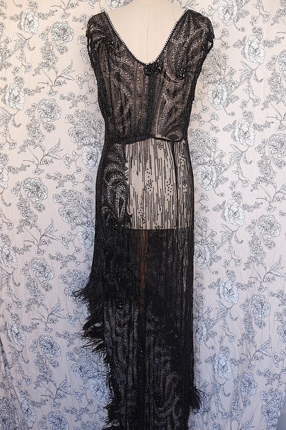 アンティークドレス/vêtement antique .FR a l'epoque