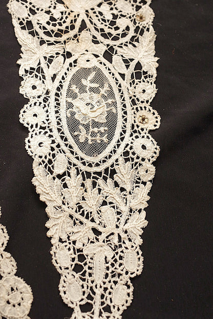 アンティークレースモチーフ/dentelle ancienne/antique lace .FR a l'epoque