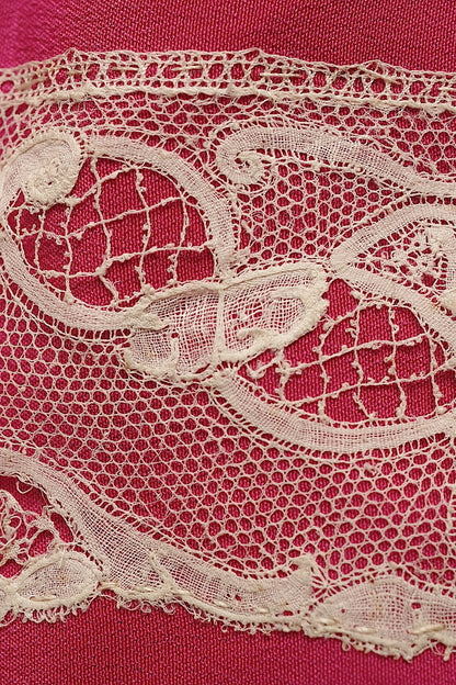 アンティークレース2種/dentelle ancienne/antique lace .FR a l'epoque