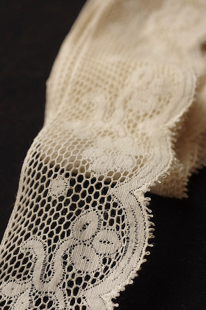 アンティークレース2種/dentelle ancienne/antique lace .FR a l'epoque