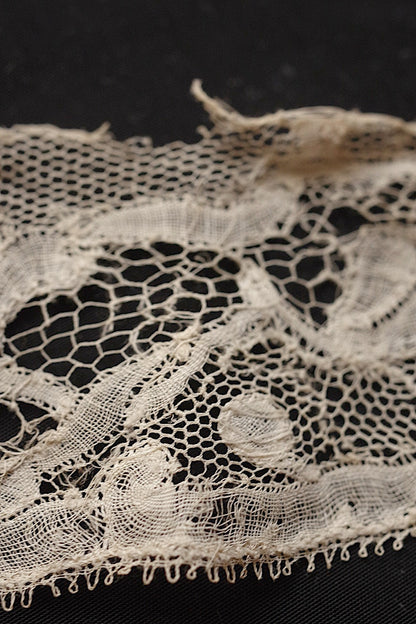 アンティークレース5種/dentelle ancienne/antique lace .FR a l'epoque