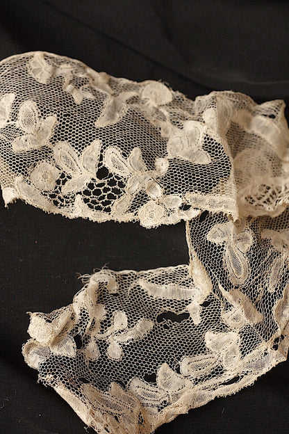 アンティークレース5種/dentelle ancienne/antique lace .FR a l'epoque