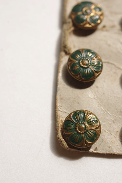 アンティークボタン3/bouton ancien/antique button .FR a l'epoque