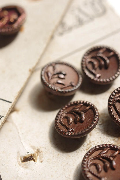 アンティークボタン4/bouton ancien/antique button .FR a l'epoque