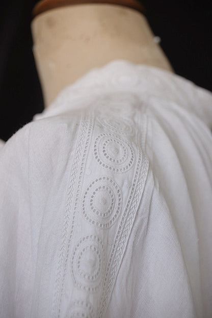 アンティーク教会チュニック1/aube antique/church tunic .FR a l'epoque