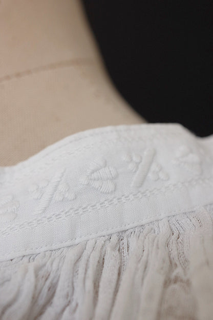 アンティーク教会チュニック3/aube antique/church tunic .FR a l'epoque