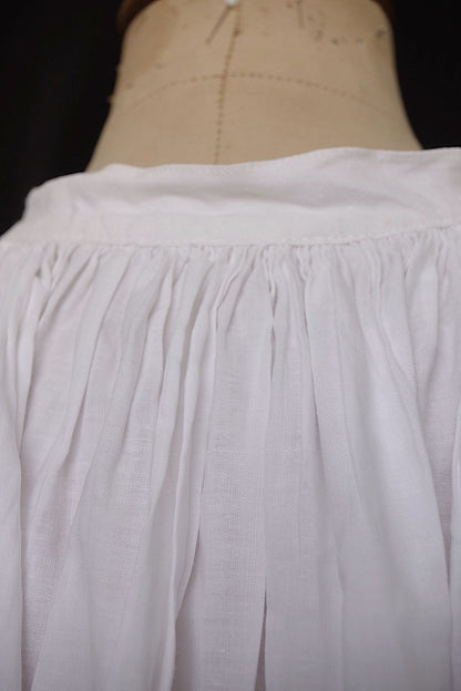 ヴィンテージ教会チュニック6/aube vintage/church tunic .FR a l'epoque