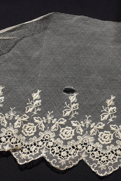 アンティークレース210cm/dentelle ancienne/antique lace .FR a l'epoque
