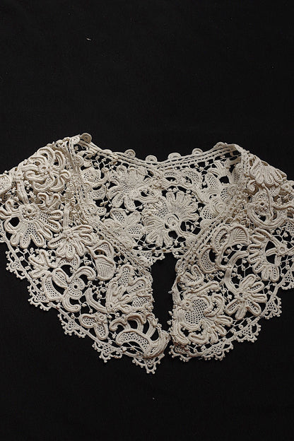 アンティークレースヴィニーズ/dentelle ancienne/antique lace .FR a l'epoque