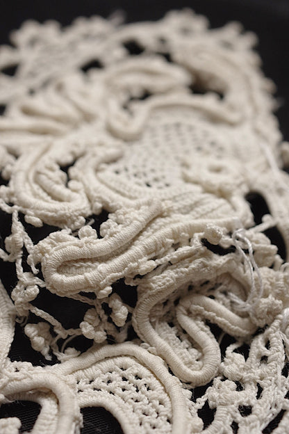 アンティークレースヴィニーズ/dentelle ancienne/antique lace .FR a l'epoque