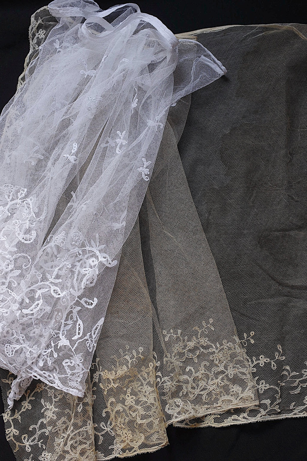 アンティークレースベール/dentelle ancienne/antique lace .FR a l'epoque