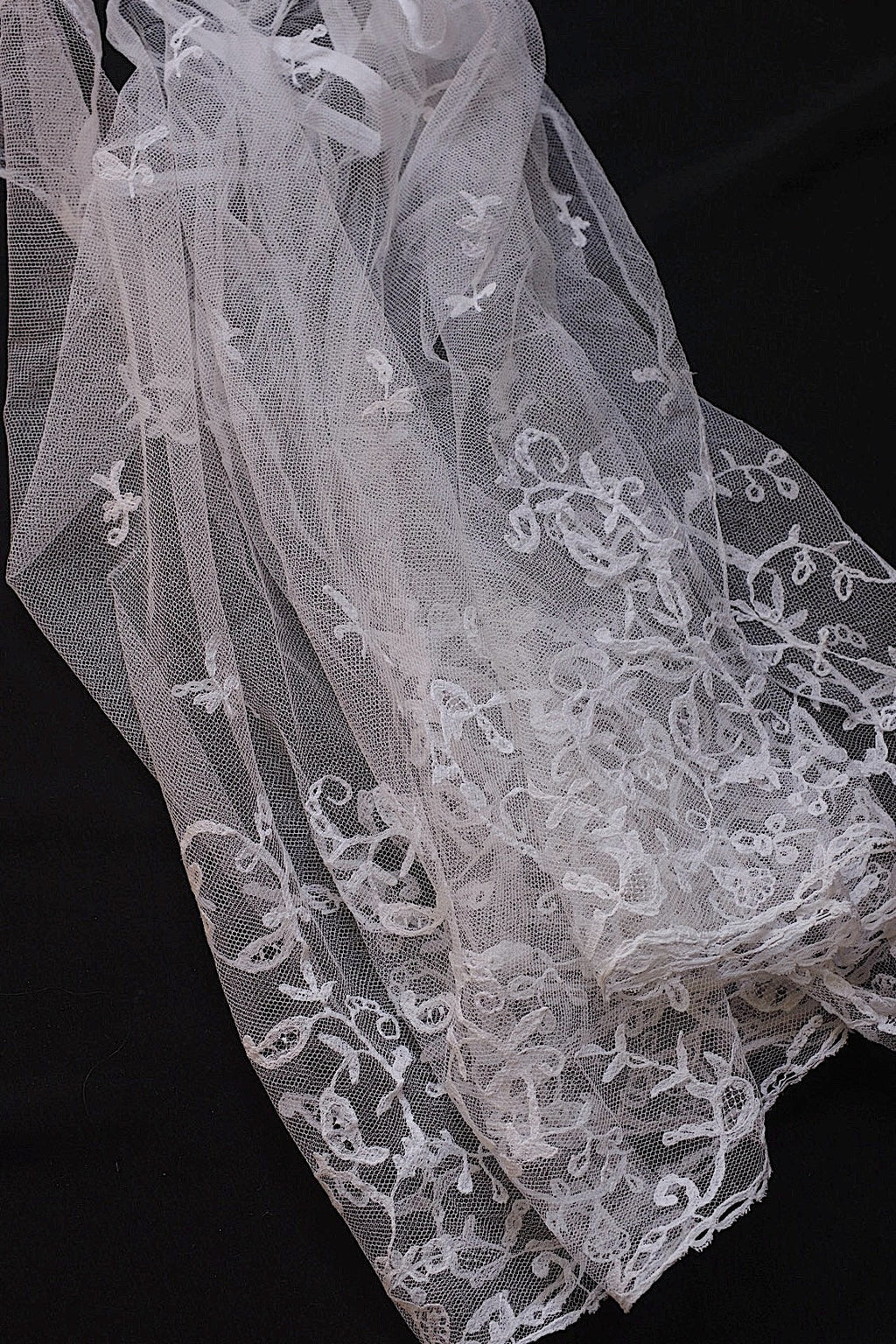 アンティークレースベール/dentelle ancienne/antique lace .FR a l'epoque