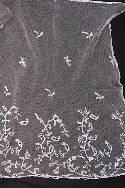 アンティークレースベール/dentelle ancienne/antique lace .FR a l'epoque