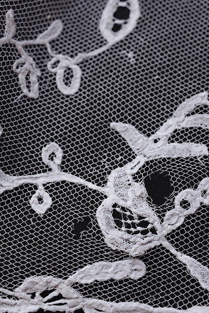 アンティークレースベール/dentelle ancienne/antique lace .FR a l'epoque