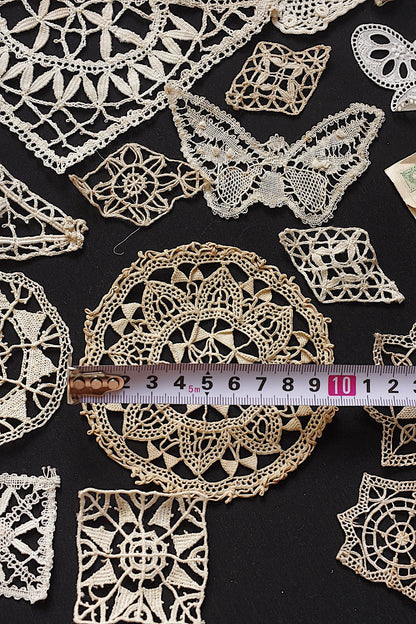アンティークレースモチーフ1/dentelle ancienne/antique lace .FR a l'epoque