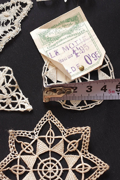 アンティークレースモチーフ1/dentelle ancienne/antique lace .FR a l'epoque