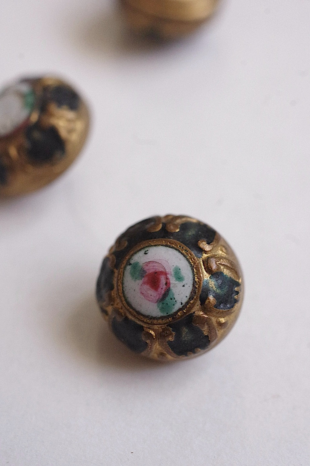 アンティークボタン/bouton ancien/antique button .FR a l'epoque