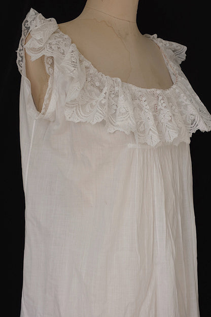 アンティークワンピース/vêtement ancien/antique dress .FR a l'epoque