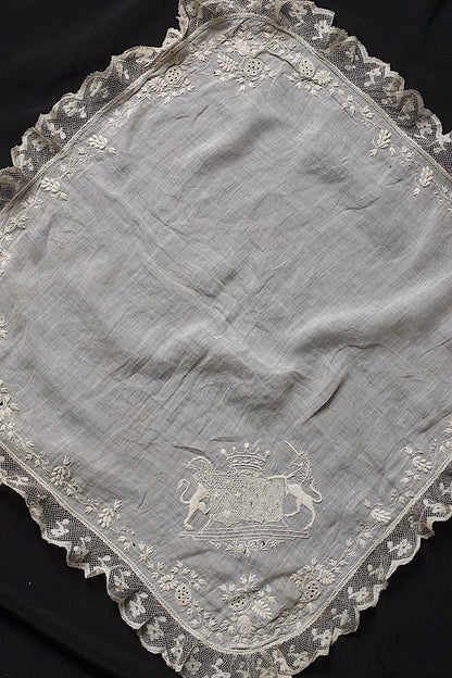 アンティーク刺繍ハンカチ2/dentelle ancienne /antique .FR a l'epoque