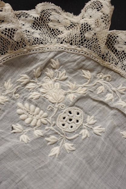 アンティーク刺繍ハンカチ2/dentelle ancienne /antique .FR a l'epoque
