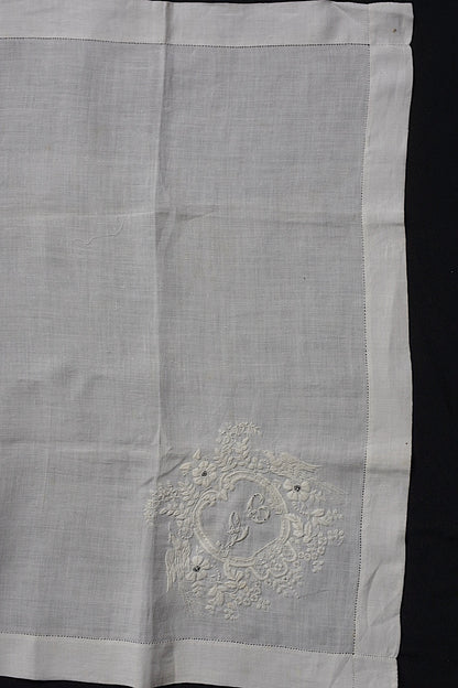 アンティーク刺繍ハンカチ4/dentelle ancienne /antique .FR a l'epoque