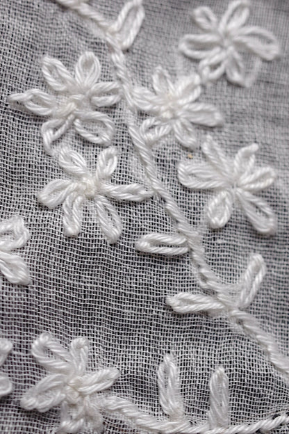 アンティーク刺繍/napperon  /antique .FR a l'epoque