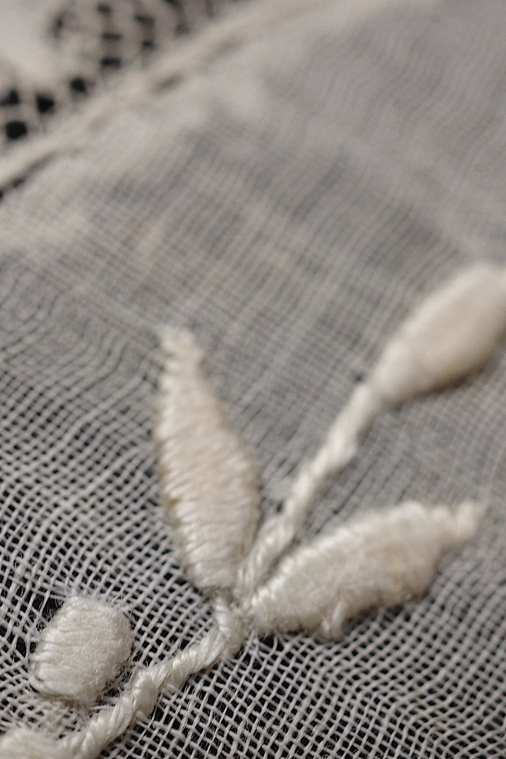 アンティーク刺繍/napperon  /antique .FR a l'epoque