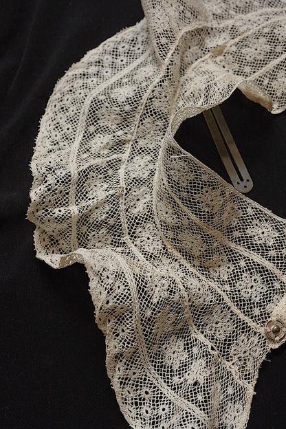 アンティークレース襟/dentelle ancienne  /antique .FR a l'epoque