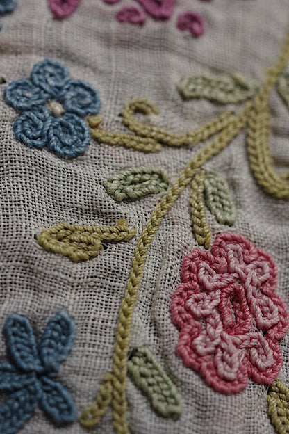 アンティークnapperon/dentelle ancienne  /antique lace .FR a l'epoque