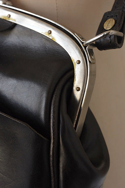 ヴィンテージバッグ/sac vintage　くろ .FR a l'epoque