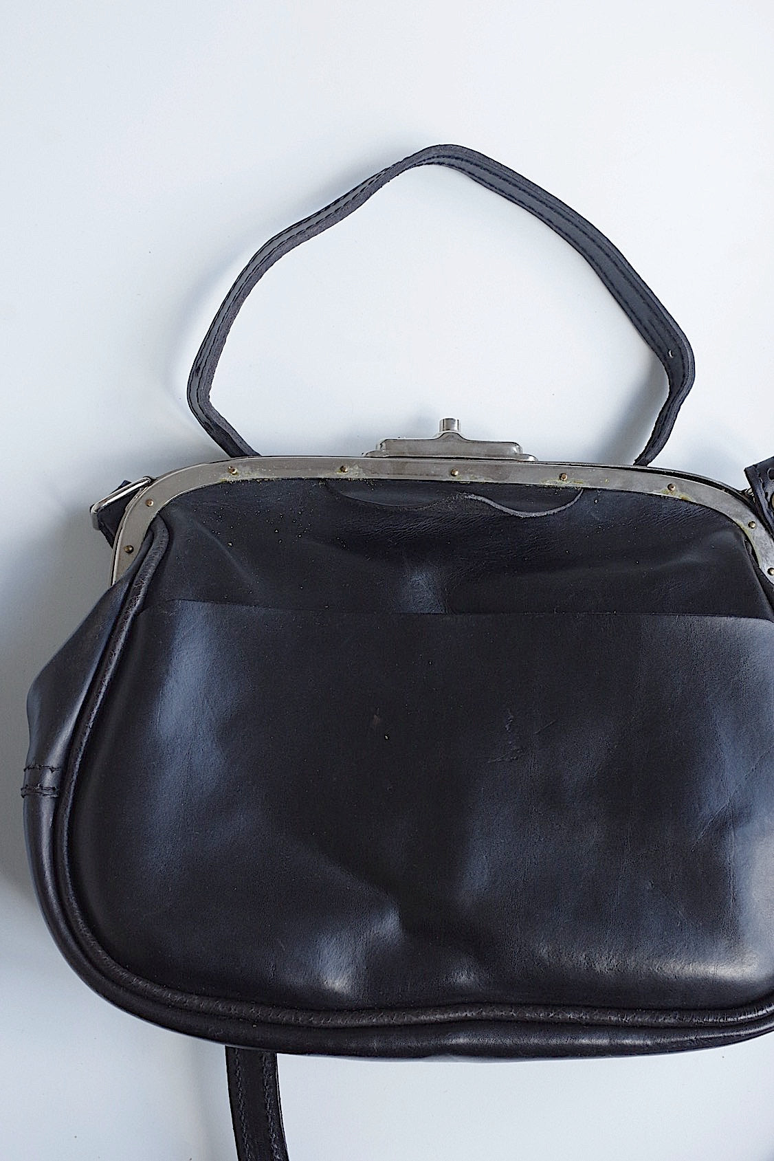 ヴィンテージバッグ/sac vintage　くろ .FR a l'epoque