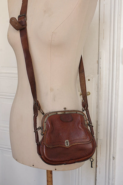 アンティークバッグ/sac antique　マロン .FR a l'epoque