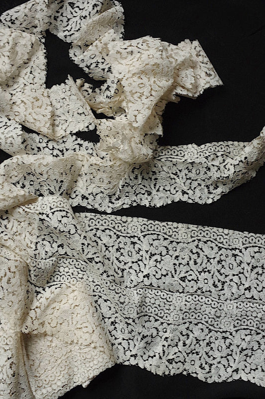 ヴィンテージレース/dentelle vintage/lace .FR a l'epoque