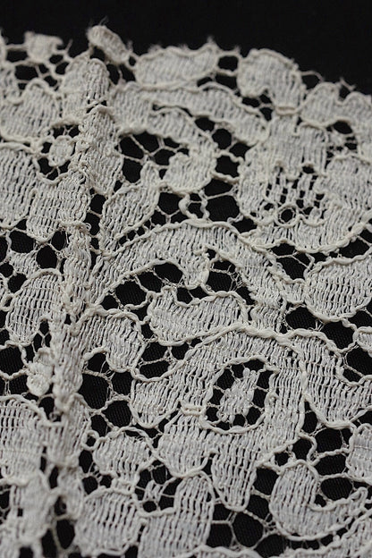ヴィンテージレース/dentelle vintage/lace .FR a l'epoque