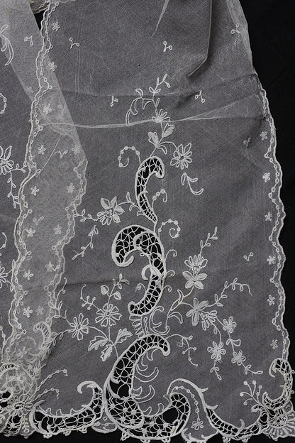 アンティークレースタイ/dentelle ancienne/antique lace .FR a l'epoque