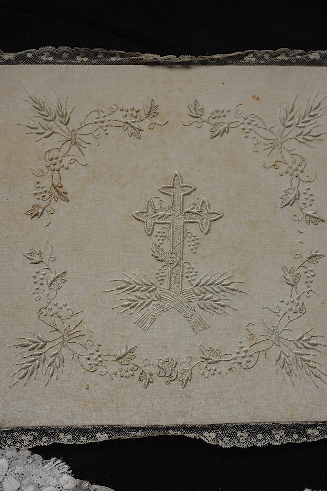 アンティークレース刺繍/dentelle ancienne/antique lace .FR a l'epoque