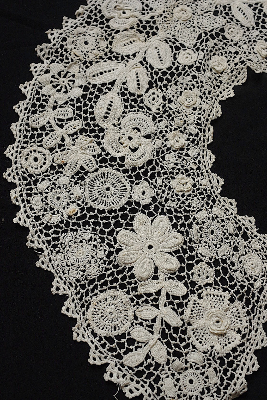アンティークレース襟クロシェ/dentelle ancienne/antique lace .FR a l'epoque
