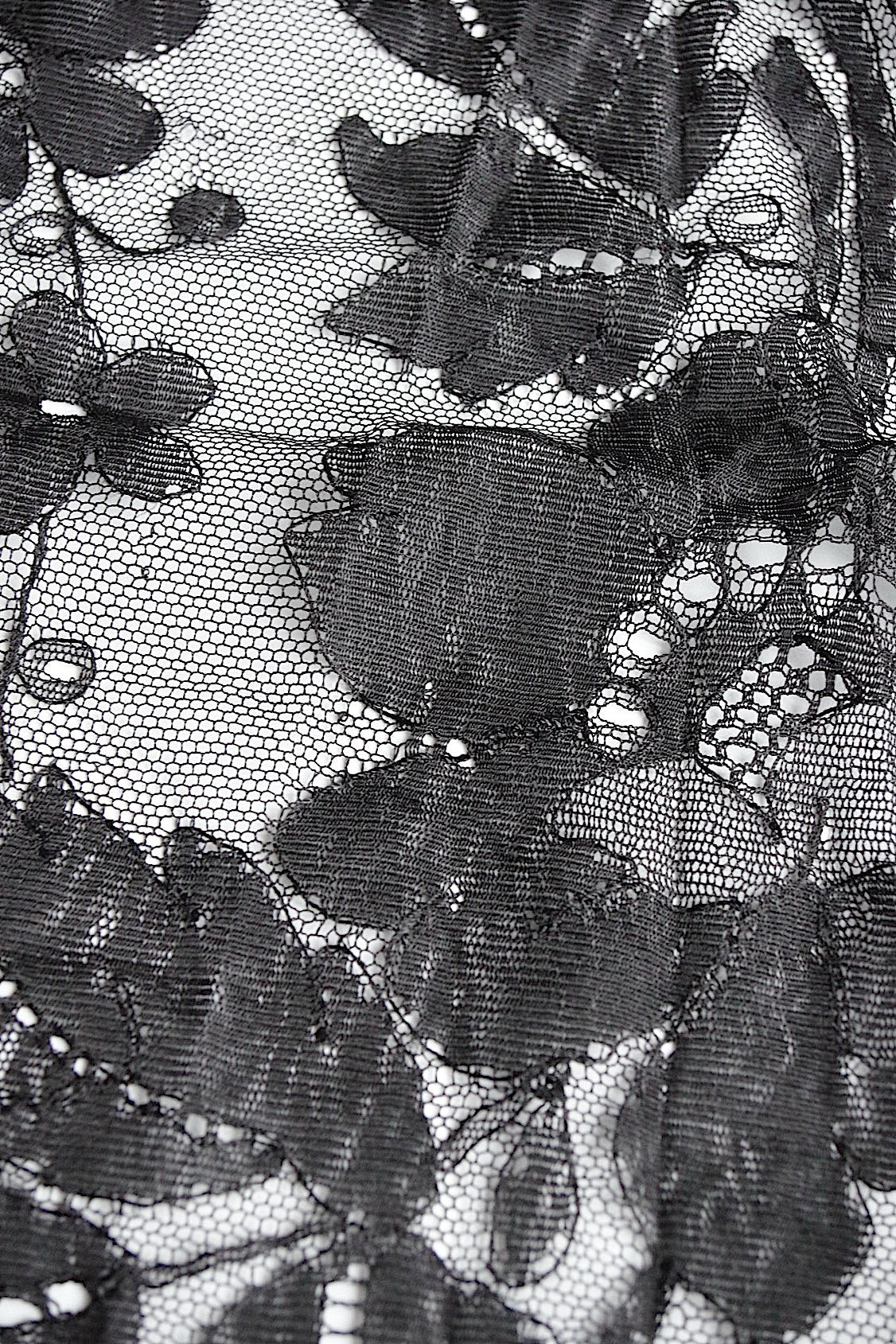 アンティークレースクロ/dentelle ancienne/antique lace .FR a l'epoque