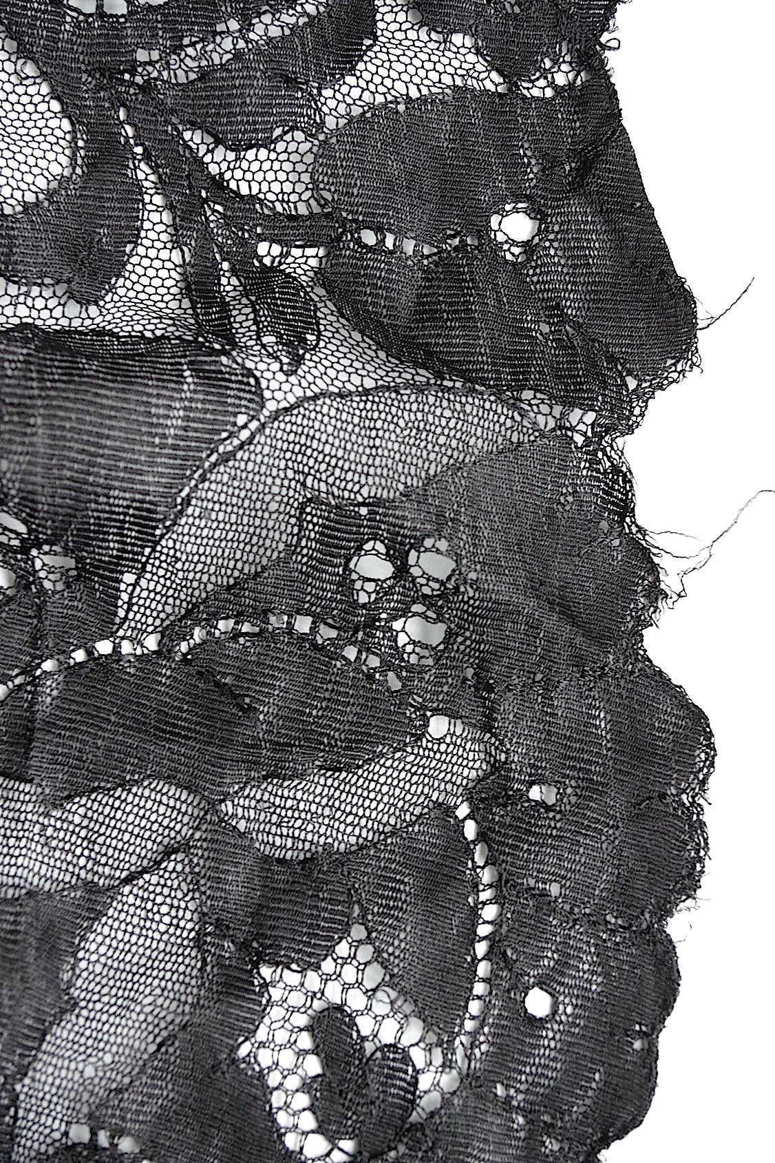 アンティークレースクロ/dentelle ancienne/antique lace .FR a l'epoque