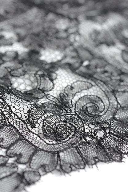 アンティークレースシャンティイ/dentelle ancienne/antique lace .FR a l'epoque