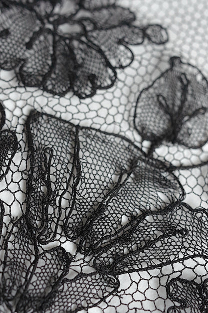 アンティークレースシャンティイ/dentelle ancienne/antique lace .FR a l'epoque