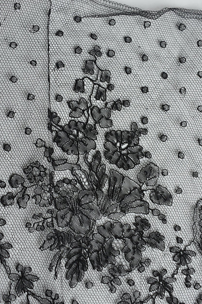 アンティークレースシャンティイ/dentelle ancienne/antique lace .FR a l'epoque