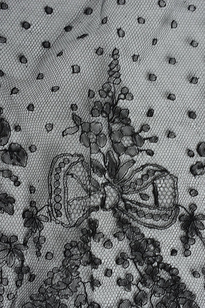 アンティークレースシャンティイ/dentelle ancienne/antique lace .FR a l'epoque