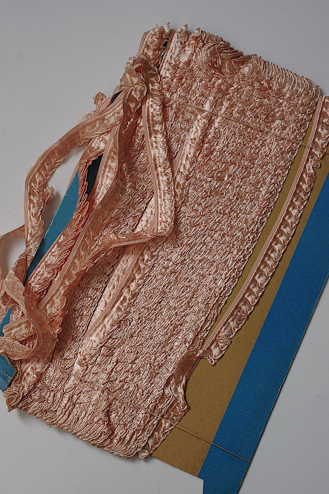 アンティークリボン/ruban/antique ribbon1 .FR a l'epoque