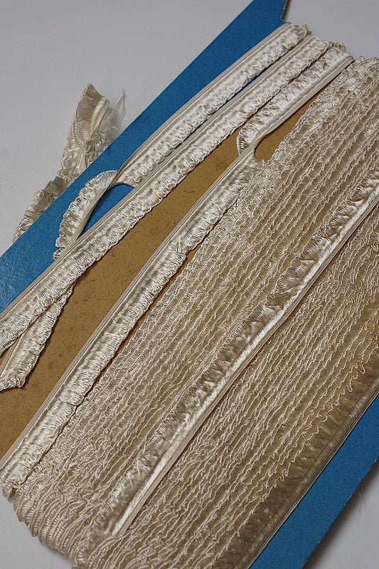 アンティークリボン/ruban/antique ribbon2 .FR a l'epoque